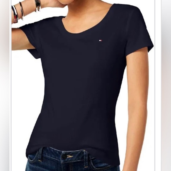 Tommy Hilfiger Tops - Tommy Hilfiger short sleeve top SP Navy blue